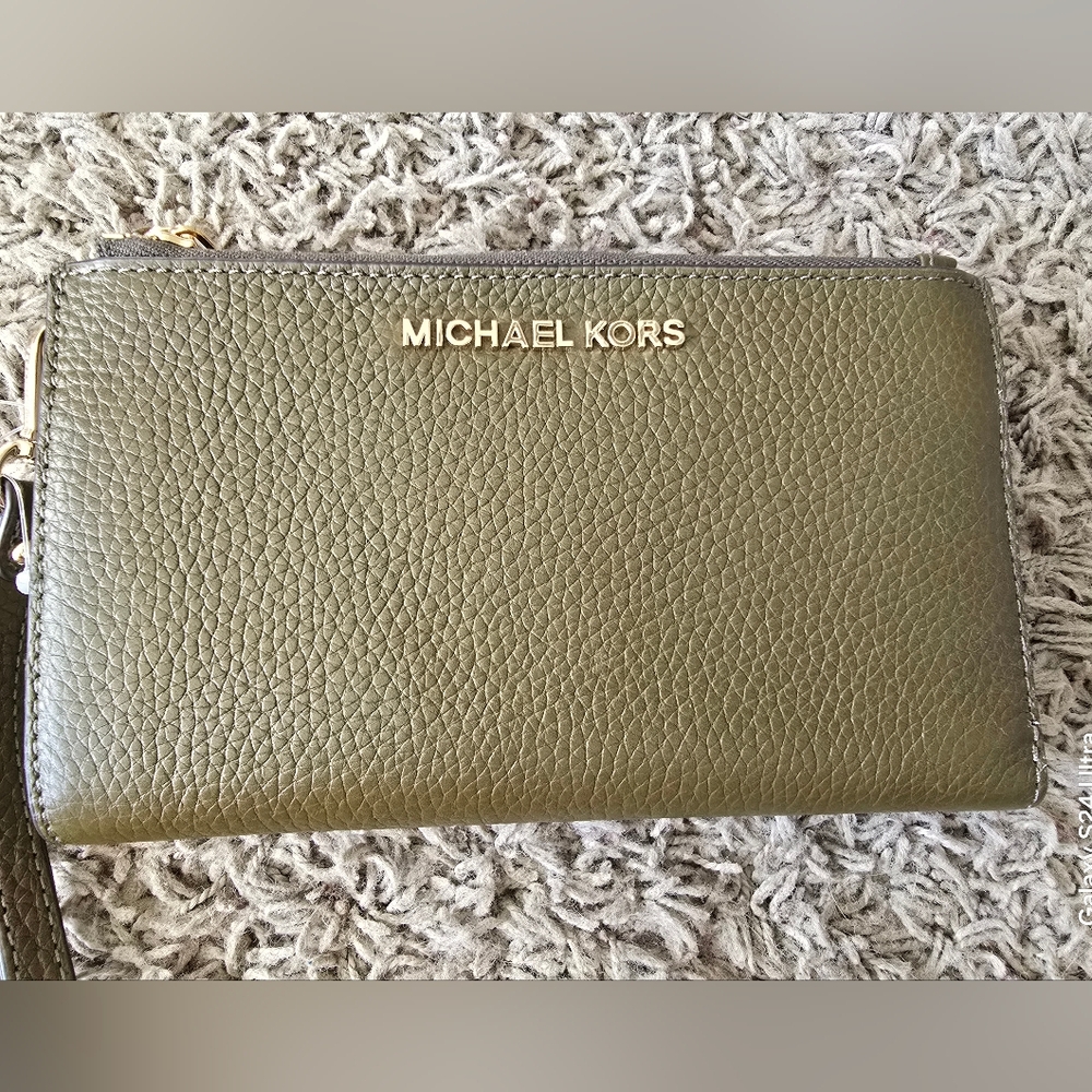 Michael Kors 💚